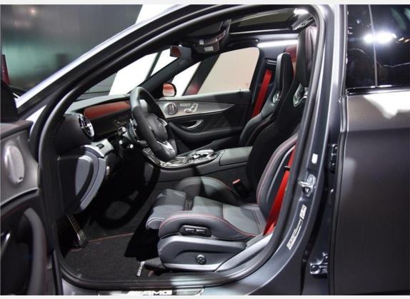 奔驰E级AMG 2017款 AMG E 43 4MATIC 特别版 车厢座椅   前排空间