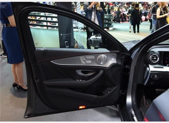 奔驰E级AMG 2017款 AMG E 43 4MATIC 特别版 车厢座椅   前门板