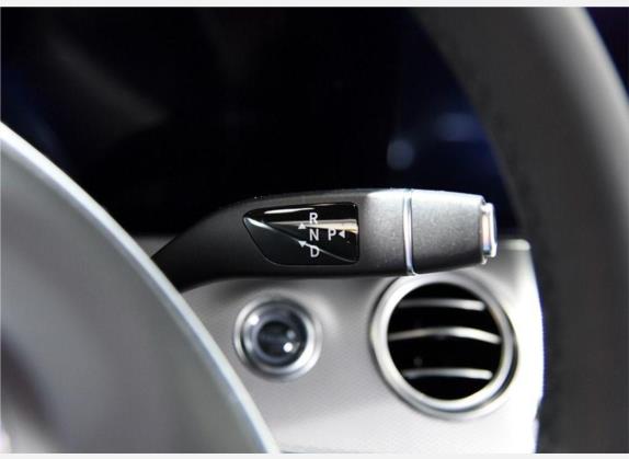 奔驰E级AMG 2017款 AMG E 43 4MATIC 特别版 中控类   挡把