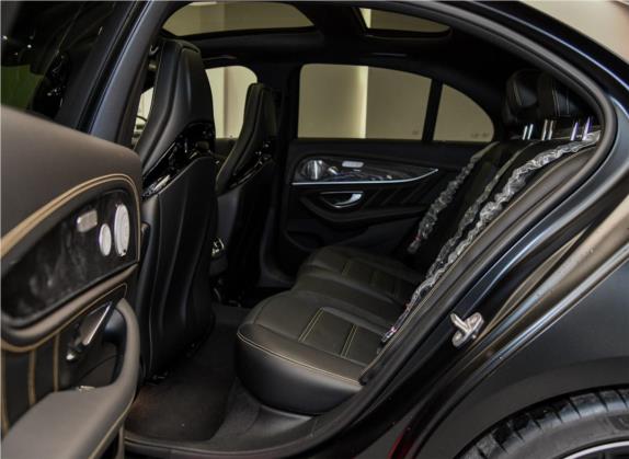 奔驰E级AMG 2018款 AMG E 63 S 4MATIC+ 特别版 车厢座椅   后排空间