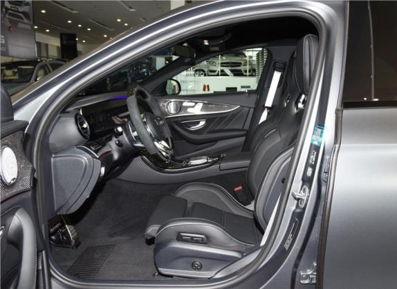 奔驰E级AMG 2019款 AMG E 63 S 4MATIC+ 车厢座椅   前排空间
