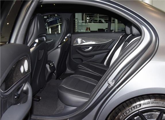 奔驰E级AMG 2019款 AMG E 63 S 4MATIC+ 车厢座椅   后排空间