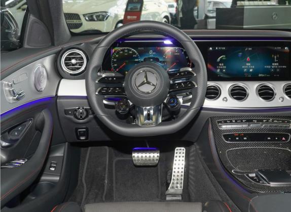 奔驰E级AMG 2021款 AMG E 53 4MATIC+ 中控类   驾驶位