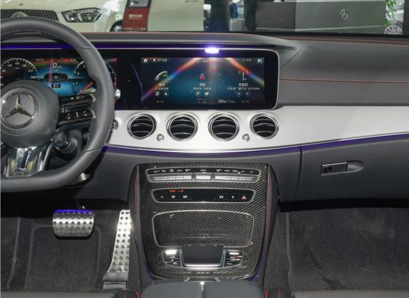 奔驰E级AMG 2021款 AMG E 53 4MATIC+ 中控类   中控台