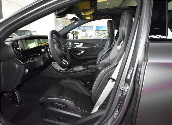 奔驰E级AMG 2021款 AMG E 63 S 4MATIC+ 车厢座椅   前排空间