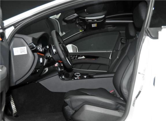 奔驰CLS AMG 2013款 AMG CLS 63 车厢座椅   前排空间