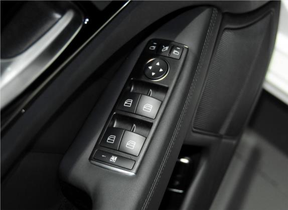 奔驰CLS AMG 2013款 AMG CLS 63 车厢座椅   门窗控制