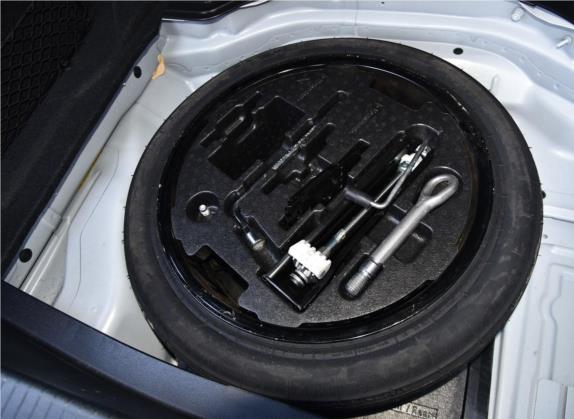 奔驰CLS AMG 2015款 AMG CLS 63 4MATIC 其他细节类   备胎