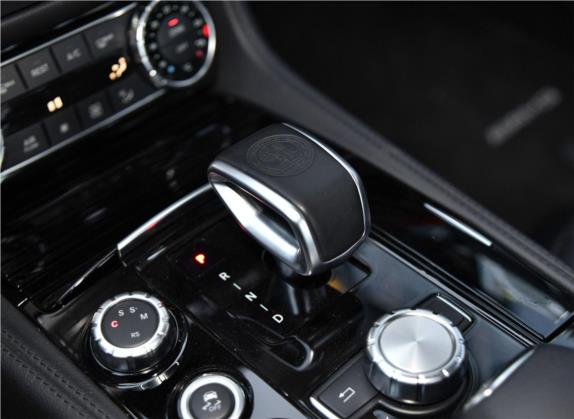 奔驰CLS AMG 2015款 AMG CLS 63 4MATIC 中控类   挡把