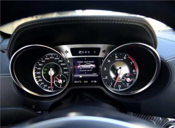 奔驰SL级AMG 2013款 AMG SL 63 中控类   仪表盘