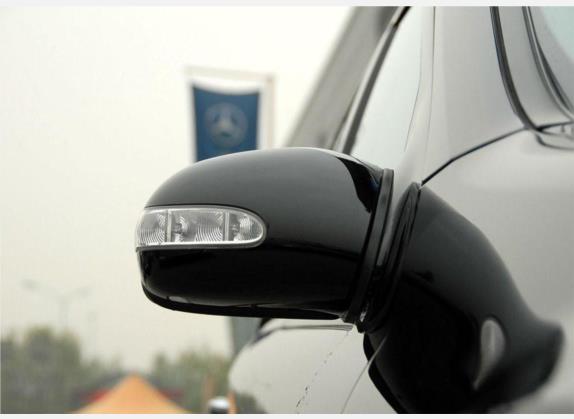 奔驰M级AMG 2007款 AMG ML 63 外观细节类   外后视镜