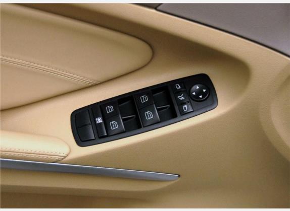 奔驰M级AMG 2007款 AMG ML 63 车厢座椅   门窗控制
