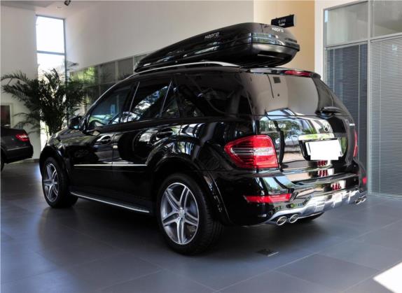 奔驰M级AMG 2011款 AMG ML 63 外观   斜后