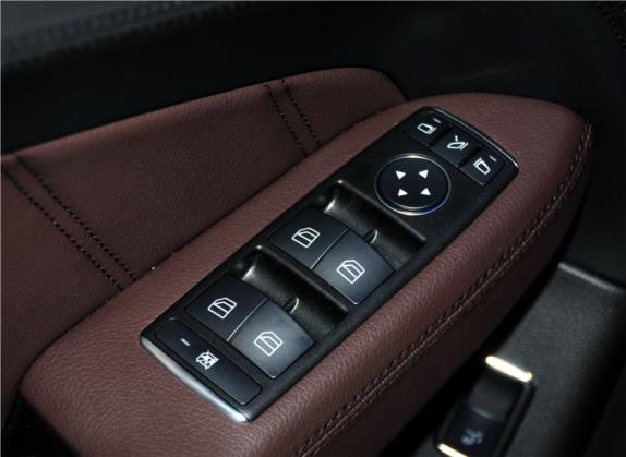 奔驰M级AMG 2012款 AMG ML 63 车厢座椅   门窗控制