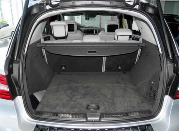 奔驰M级AMG 2014款 AMG ML 63 车厢座椅   后备厢