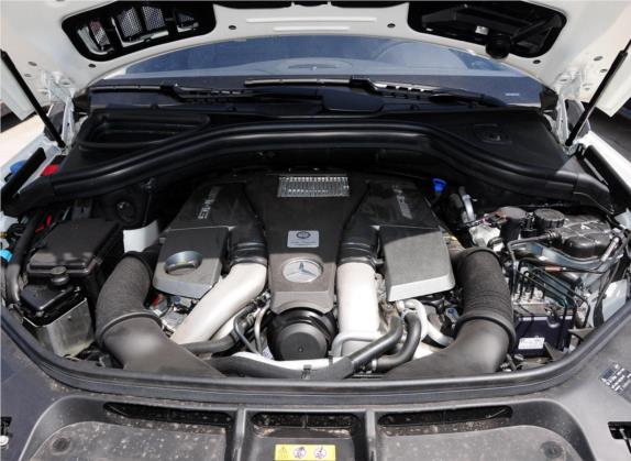 奔驰GL级AMG 2013款 AMG GL 63 其他细节类   发动机舱