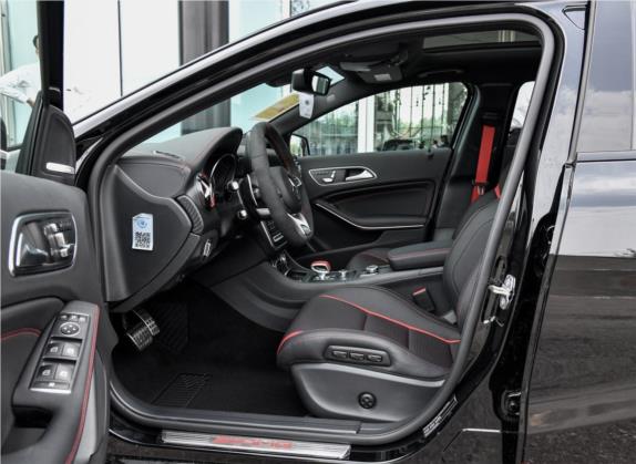 奔驰A级AMG(进口) 2018款 AMG A 45 4MATIC 臻藏版 车厢座椅   前排空间