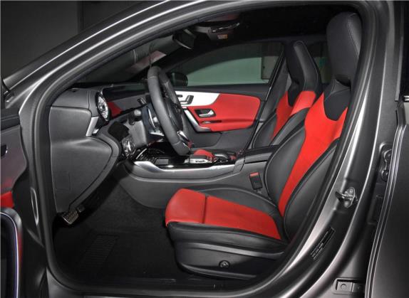 奔驰A级AMG(进口) 2020款 AMG A 35 4MATIC 车厢座椅   前排空间