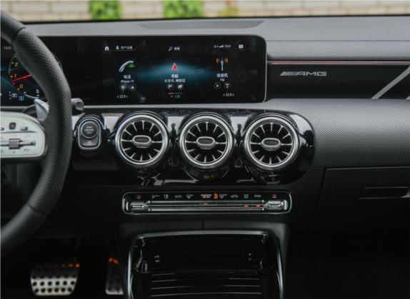 奔驰A级AMG(进口) 2020款 AMG A 35 4MATIC 先型特别版 中控类   中控台