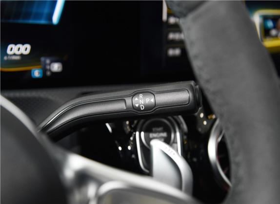 奔驰A级AMG(进口) 2020款 AMG A 45 4MATIC+ 中控类   挡把