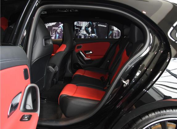 奔驰A级AMG(进口) 2020款 改款 AMG A 35 4MATIC 车厢座椅   后排空间