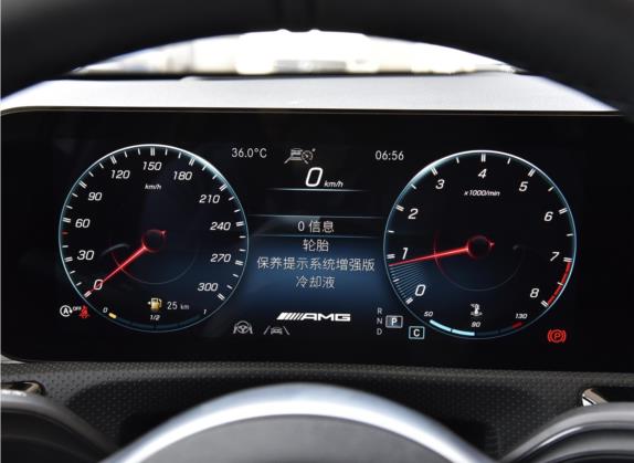 奔驰A级AMG(进口) 2020款 改款 AMG A 45 4MATIC+ 中控类   仪表盘