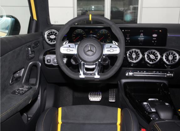 奔驰A级AMG(进口) 2020款 改款 AMG A 45 S 4MATIC+ 中控类   驾驶位