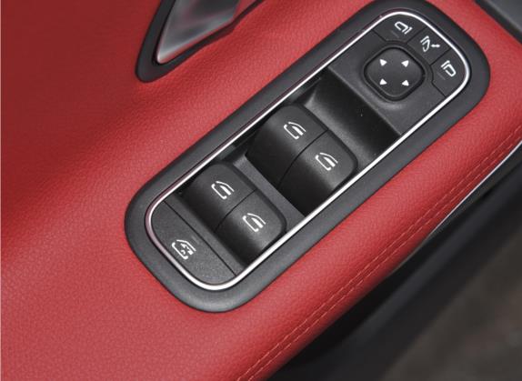 奔驰A级AMG(进口) 2022款 AMG A 45 4MATIC+ 车厢座椅   门窗控制