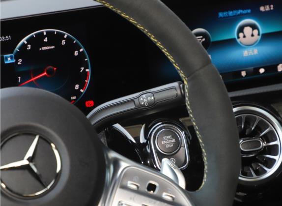 奔驰A级AMG(进口) 2022款 AMG A 45 S 4MATIC+ 中控类   挡把