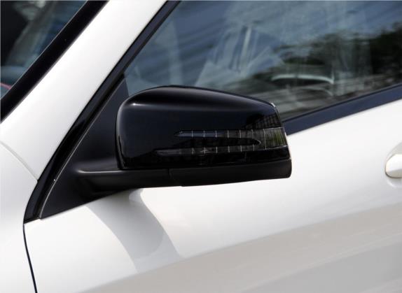 奔驰CLA AMG 2014款 AMG CLA 45 4MATIC 外观细节类   外后视镜