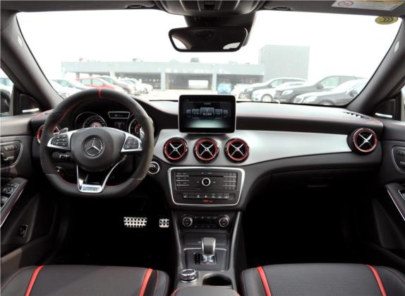奔驰CLA AMG 2015款 AMG CLA 45 4MATIC 中控类   中控全图