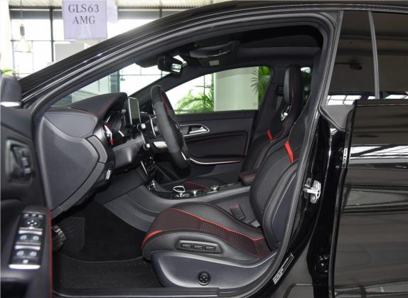 奔驰CLA AMG 2016款 AMG CLA 45 4MATIC 车厢座椅   前排空间