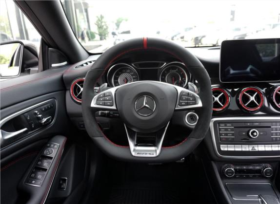 奔驰CLA AMG 2017款 改款 AMG CLA 45 4MATIC 中控类   驾驶位