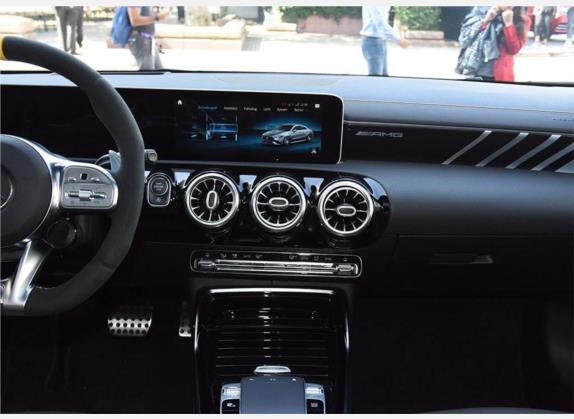 奔驰CLA AMG 2020款 AMG CLA 45 S 4MATIC+ 中控类   中控台