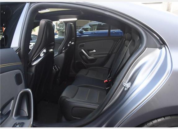 奔驰CLA AMG 2020款 AMG CLA 45 S 4MATIC+ 车厢座椅   后排空间