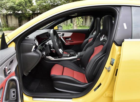 奔驰CLA AMG 2020款 AMG CLA 45 4MATIC+ 车厢座椅   前排空间