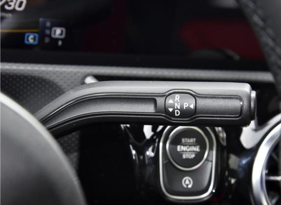 奔驰CLA AMG 2020款 AMG CLA 45 4MATIC+ 中控类   挡把
