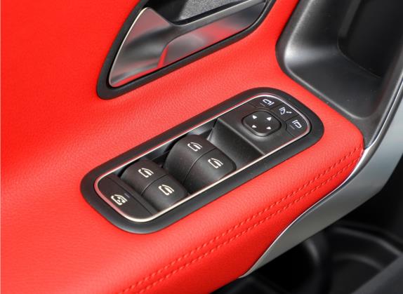 奔驰CLA AMG 2022款 AMG CLA 35 4MATIC 车厢座椅   门窗控制