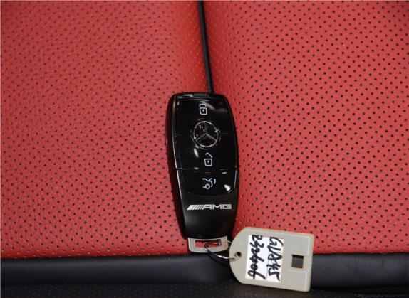 奔驰GLA AMG 2021款 AMG GLA 45 4MATIC+ 其他细节类   钥匙