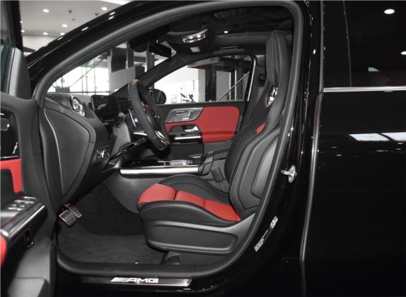 奔驰GLA AMG 2021款 AMG GLA 45 4MATIC+ 车厢座椅   前排空间
