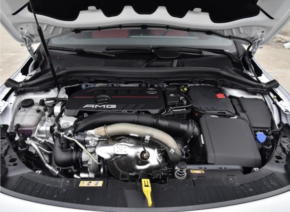 奔驰GLA AMG 2022款 AMG GLA 35 4MATIC 其他细节类   发动机舱