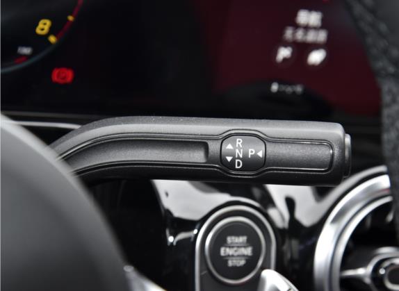 奔驰GLA AMG 2022款 AMG GLA 35 4MATIC 中控类   挡把