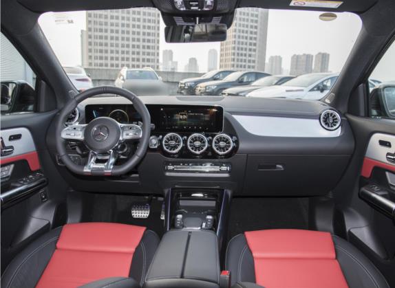 奔驰GLA AMG 2023款 AMG GLA 35 4MATIC 中控类   中控全图