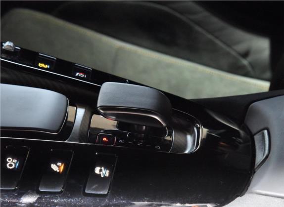 AMG GT 2021款 AMG GT Black Series 中控类   挡把