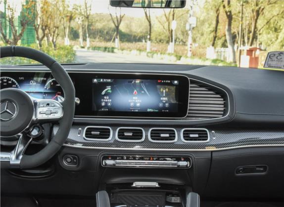 奔驰GLE AMG 2020款 AMG GLE 63 4MATIC+ 中控类   中控台