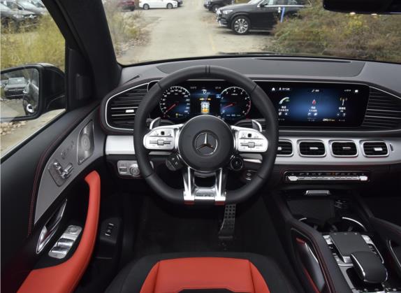 奔驰GLE AMG 2022款 AMG GLE 53 4MATIC+ 中控类   驾驶位