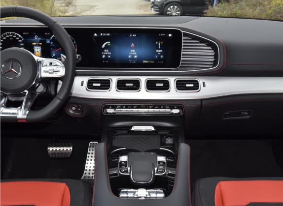 奔驰GLE AMG 2022款 AMG GLE 53 4MATIC+ 中控类   中控台