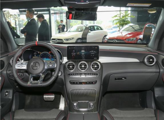 奔驰GLC AMG 2022款 AMG GLC 43 4MATIC 中控类   中控台