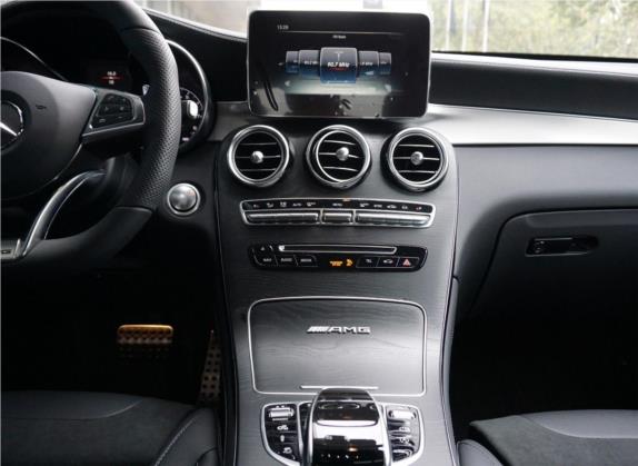 奔驰GLC轿跑 AMG 2018款 AMG GLC 63 4MATIC+ 轿跑SUV 中控类   中控台
