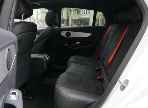 奔驰GLC轿跑 AMG 2018款 AMG GLC 63 4MATIC+ 轿跑SUV 车厢座椅   后排空间